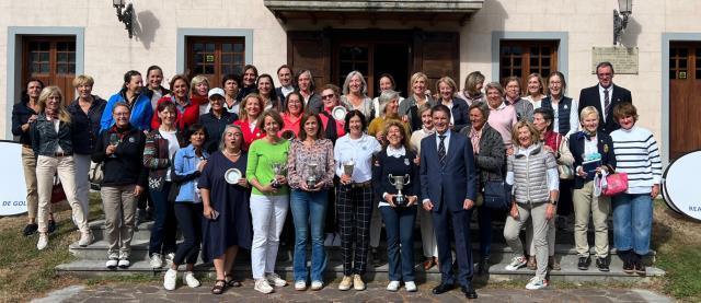 grupo Campeonato de Espana Dobles Senior Femenino 2022 jpg